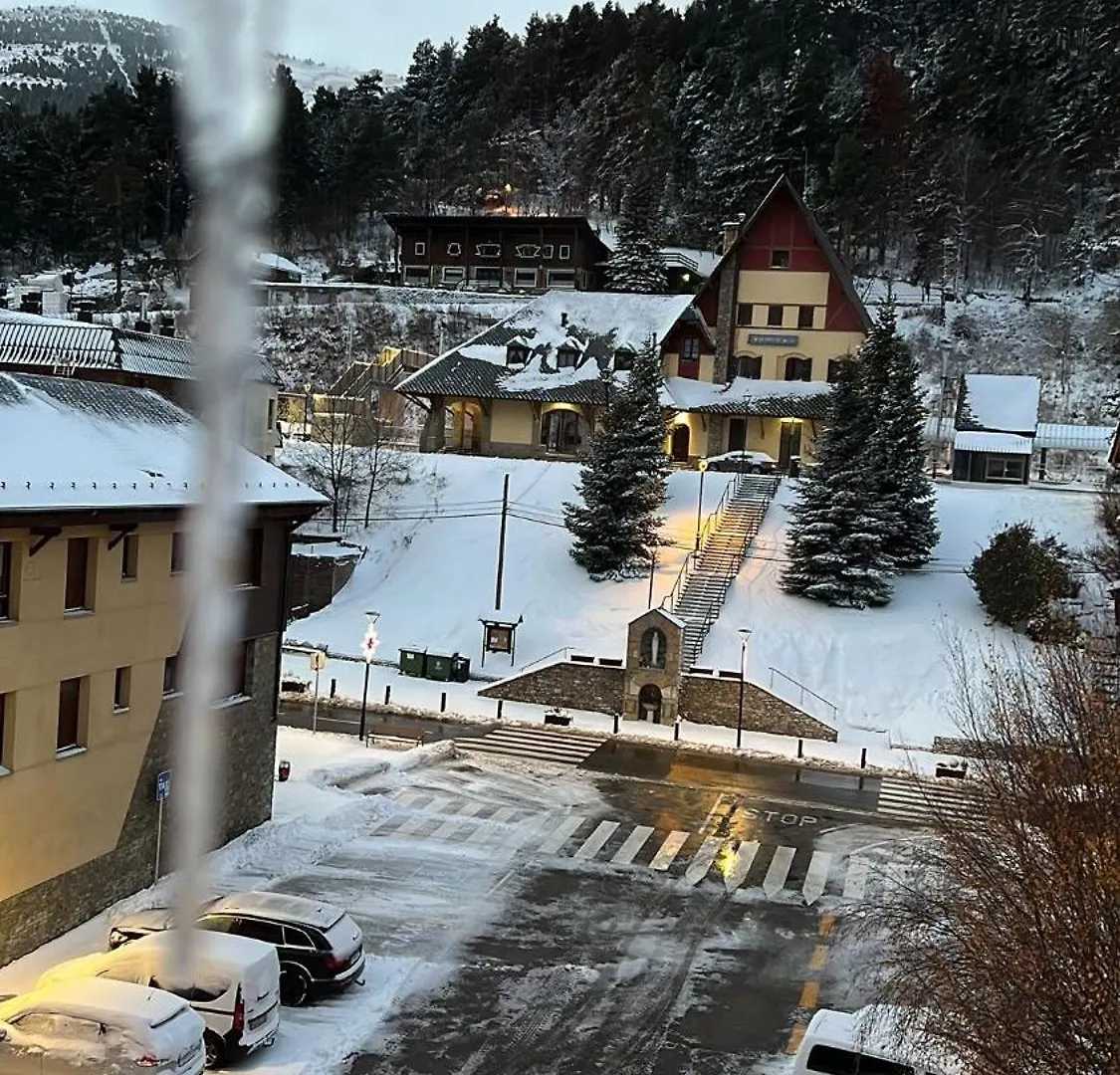 DÚPLEX La MOLINA a 5 minutos de las pistas de esquí 0*,